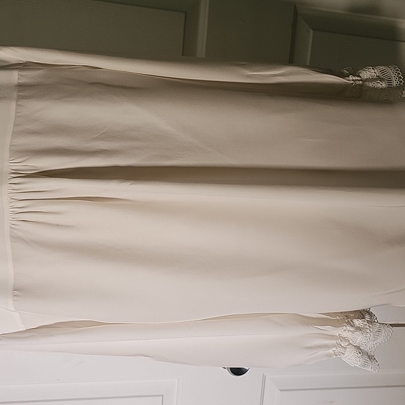 Carlisle 100% Silk Long Sleeve With Lace Blouse. Size 14. Elegant - Picture 9 of 12